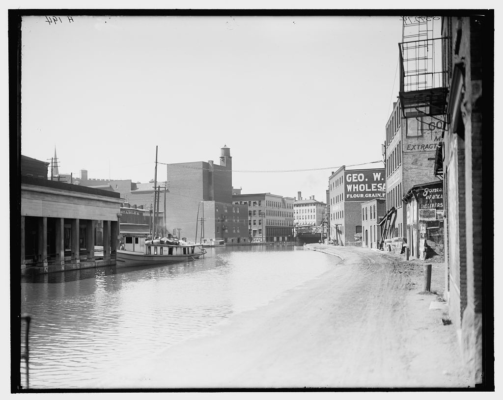 Detroit Publishing Co., Publisher. Erie Canal, Utica, N.Y. [Between 1900 and 1915] Photograph. Retrieved from the Library of Congress, .