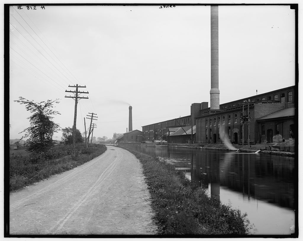 Detroit Publishing Co., Publisher. Erie Canal & Mohawk Valley, Utica, N.Y. [Between 1900 and 1910] Photograph. Retrieved from the Library of Congress, .