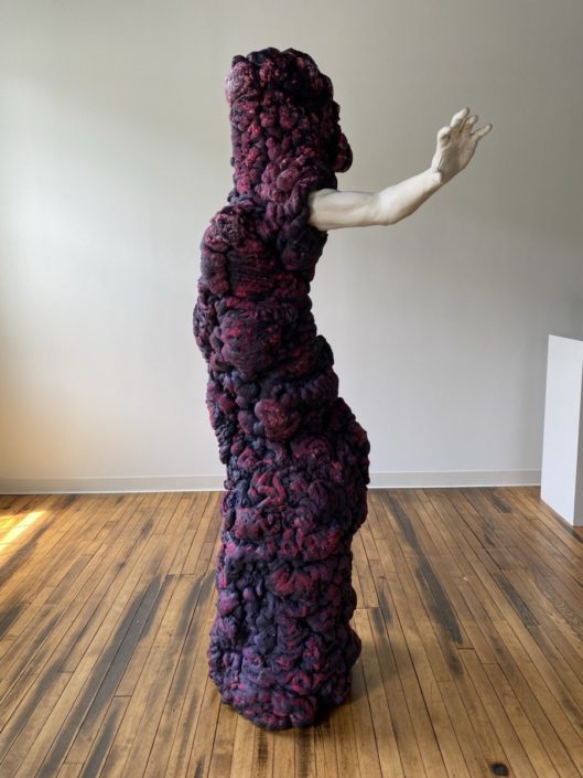 Justin Como. A Being in Space [Porcelain and foam]