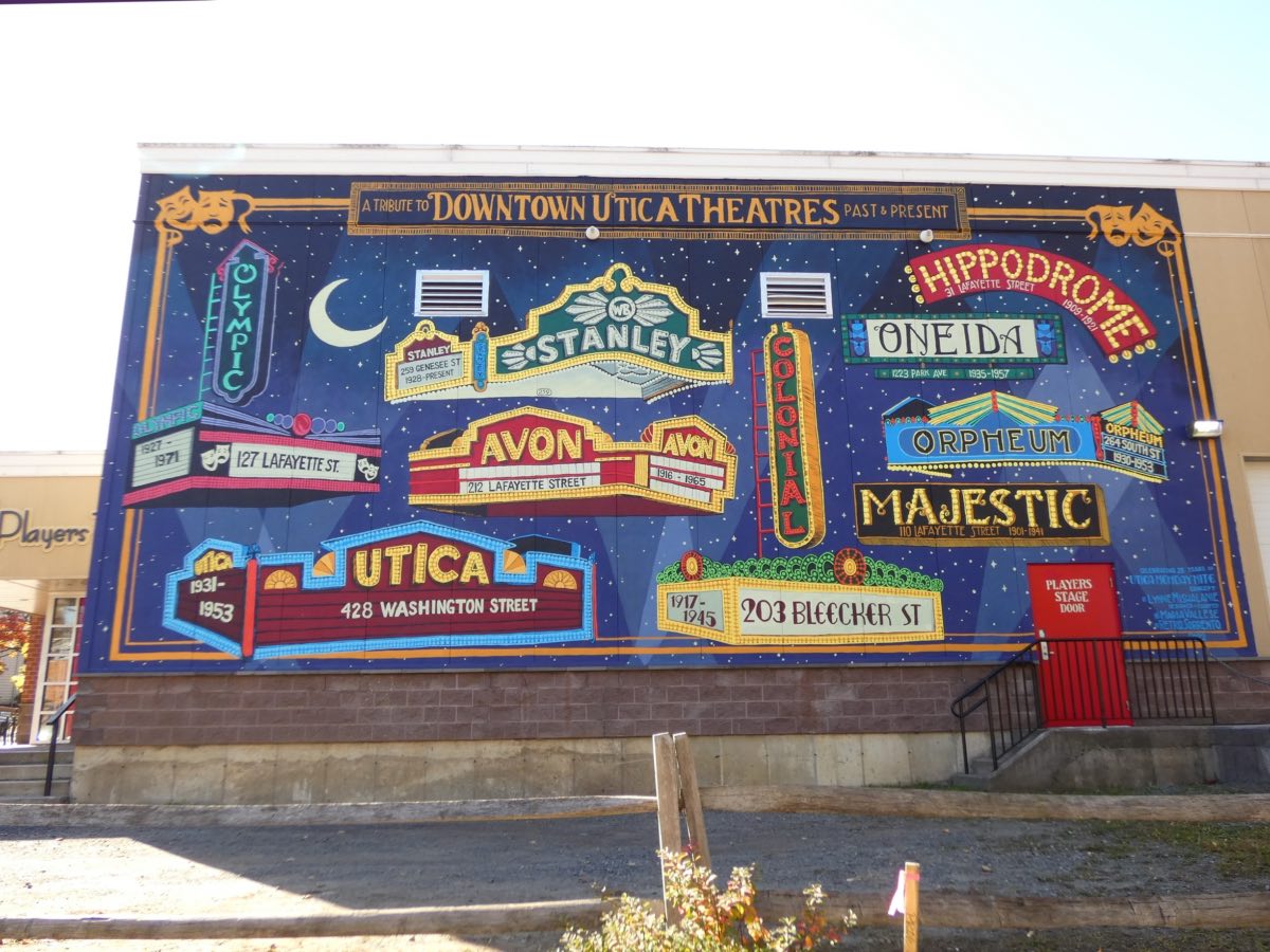 Maria Vallese, Retro Sorrento