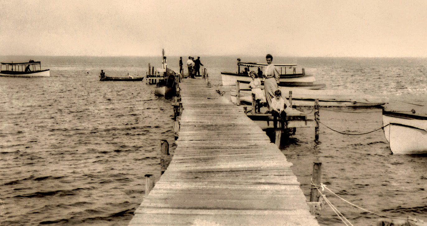 Cuppernoll's Pier, Upper South Bay, about 1920, courtesy Jack Henke. Photo provided by the Oneida County History Center.
